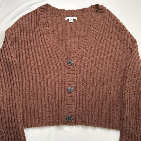 American Eagle Womens Ribbed Knit V-Neck Button Front Crop Cardigan Brown Size S - Picture 3 of 9